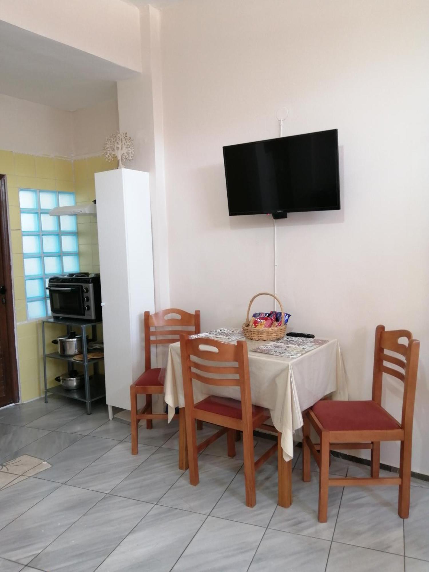 Apartamento Waterway View Galatás Exterior foto